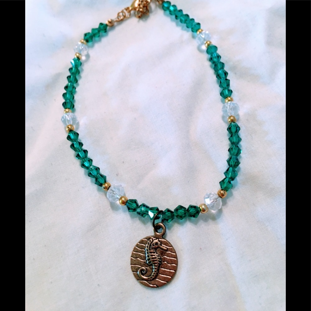 Green crystal beaded anklet with seahorse